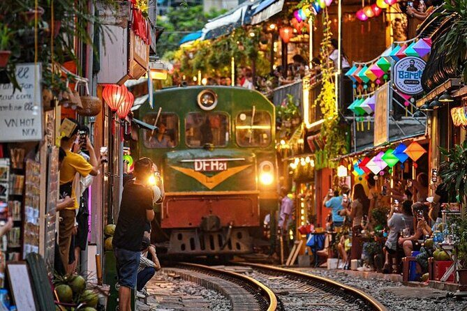 Half City Tour in Ha Noi - An In-Depth Look at the Hanoi Half City Tour