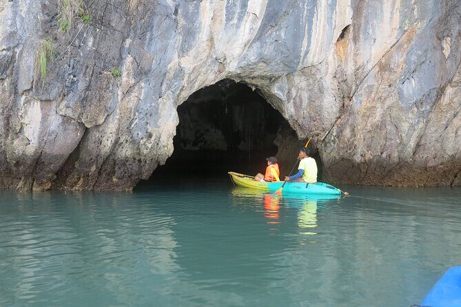 Half day 3 island, Kayaking (Talabeng Sea Cave) - Key Points