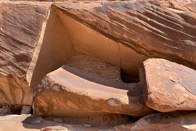 Half Day 4x4 UTV Tour of Bears Ears - Authenticity and Local Flavor