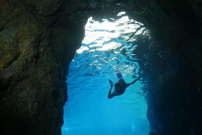Half Day Amalfi Coast Boat and Snorkeling Tour in Small Group - Exploring the Itinerary in Detail