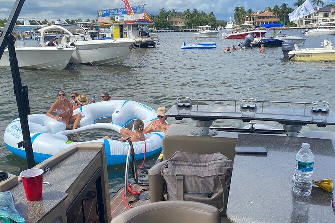 Half Day Aqua Patio Party Pontoon 1-6 people - Key Points