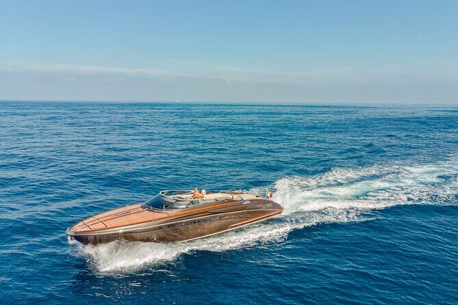 Half day around Capri by Rivarama 44 speedboat - Experiencing Capri from the Water: A Detailed Review