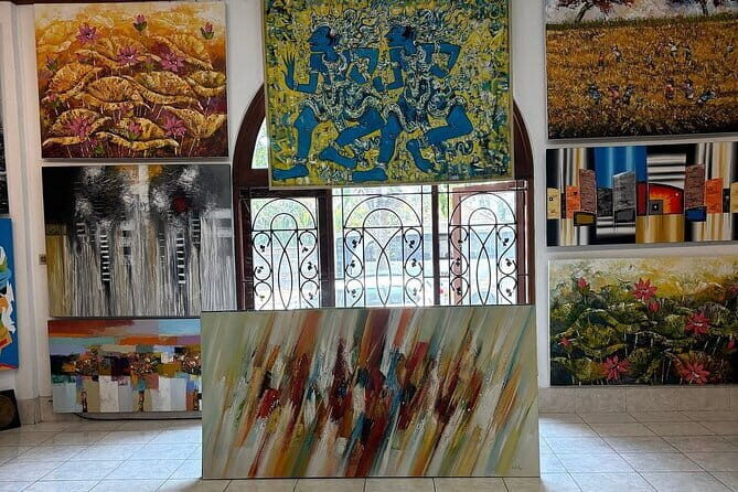 Half Day Bali Shopping Art Village Private Tour - Who Should Consider This Tour?