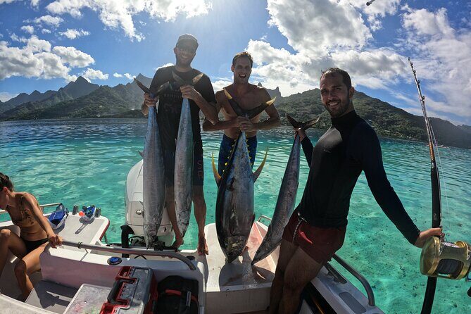 Half-day Big Fishing in Moorea on shared tour - Key Points