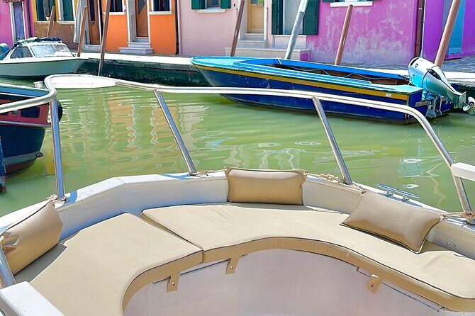 Half Day Boat Tour between Venice and the Islands - FAQ
