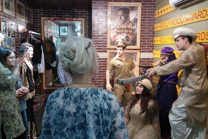 Half-Day Bollywood Tour with DANCE OPTION. - Key Points