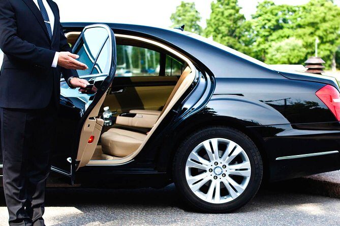 Half day car with driver at disposal in Barcelona - A Thorough Look at the Experience