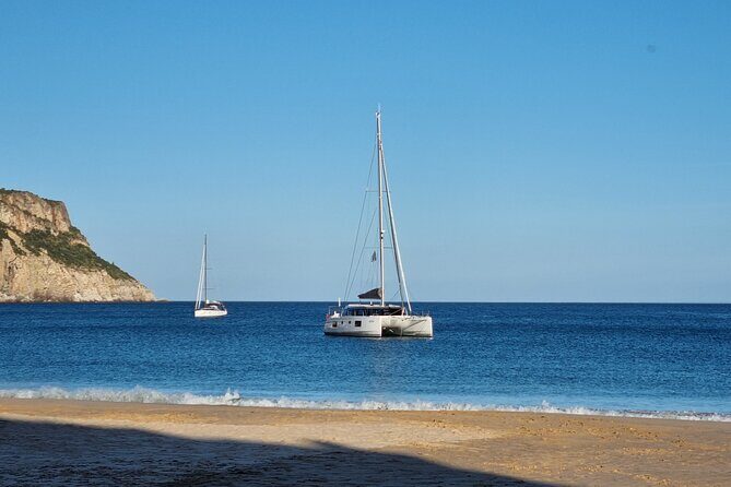 Half Day Catamaran Tour in Algarve - Lagos - What’s Included and What to Consider