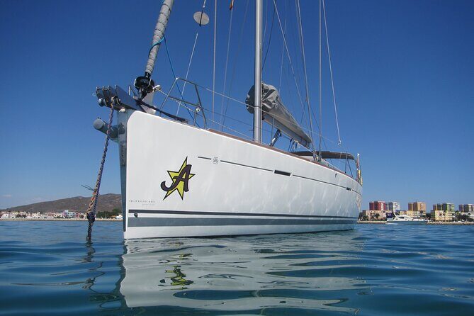 Half day charter on private sailing yacht in Gibraltar - Key Points