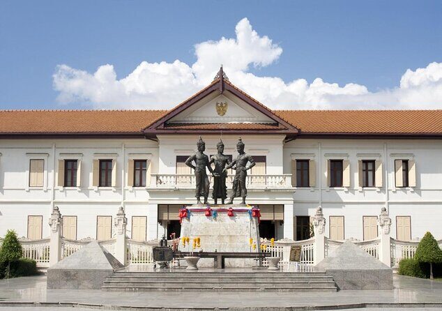 Half Day Chiang Mai City and Cultural by TukTuk, Samlor & Red car (Private Tour) - Experience Overview: A Compact Tour of Chiang Mai’s Essence