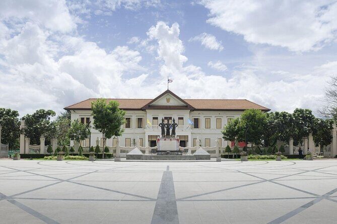 Half Day Chiang Mai City and Culture tour by Electric Tuk Tuk (Private Tour) - Experience Chiang Mai’s Charm in a Private Electric Tuk Tuk Tour