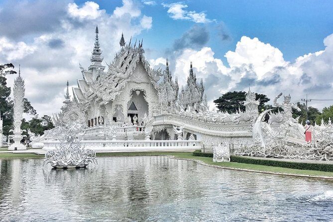 Half Day Chiang Rai City Tour with White Temple & Wat Phra Kaew - What We Appreciate from the Reviews