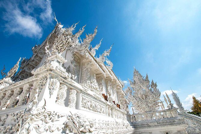 Half Day Chiang Rai City Tour with White Temple & Wat Phra Kaew - Who Should Consider This Tour?