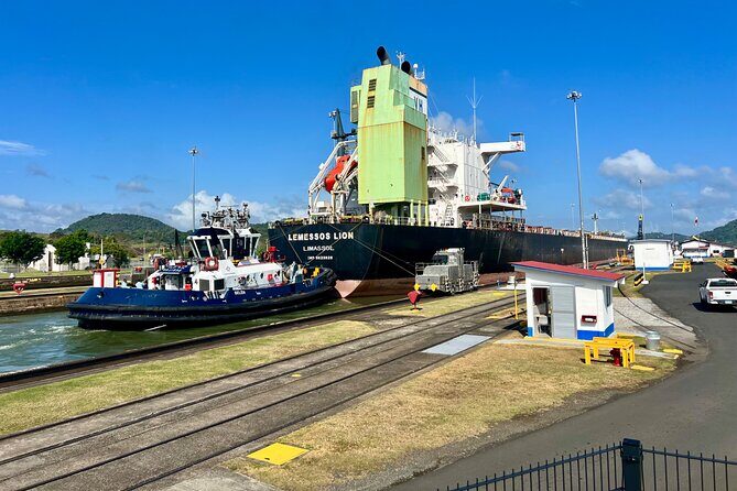 Half Day City and Panama Canal Tour - Authentic Insights from Travelers