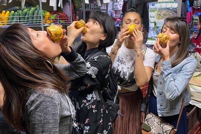 Half day city tour including fruit tasting - Key Points