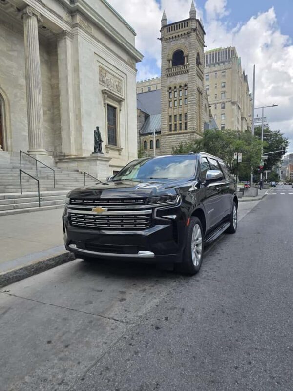 Half day city tour Montreal luxury SUV - FAQ