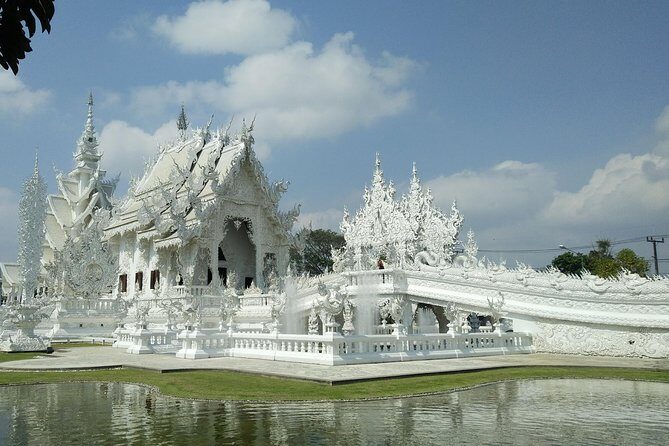 Half Day Cycling Tour to the White temple - Practical Details