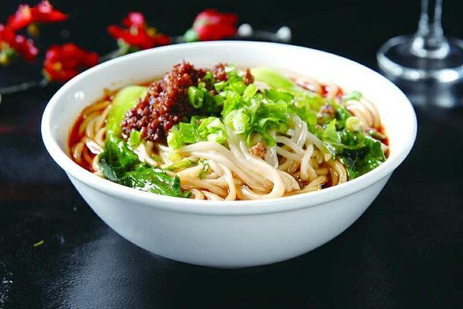 Half-Day Dandan Noodles Cooking Class with Local Spice Market Visit - Who Should Book This Tour?