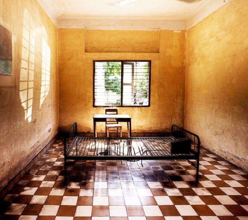 Half Day: Dark Year of Phnom Penh and Survivor Encounter - Practical Tips for Your Visit