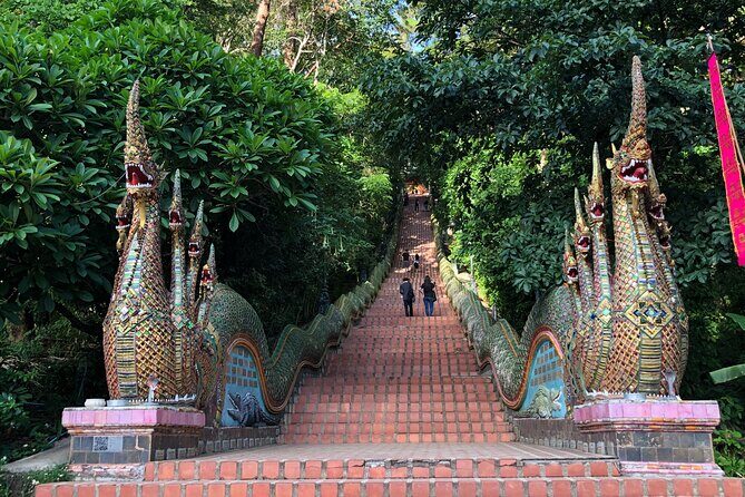Half Day Doi Suthep Temple and Palad Temple (Private tour) - Final Thoughts