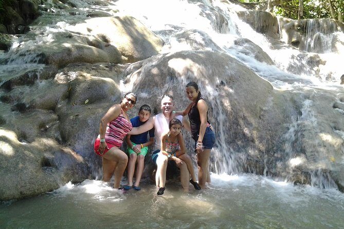 Half-Day Dunn's River Falls, Blue Hole Tour with River Tubing from Ocho Rios - Exploring the Details: What You Can Expect