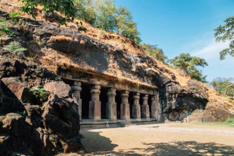 Half-Day Elephanta Caves Tour with Ferry Ride from Mumbai - Discovering the Elephanta Caves: A Half-Day Adventure from Mumbai