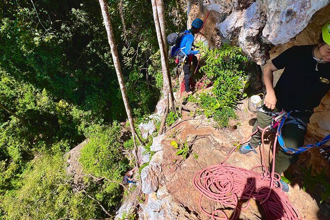 Half Day Guided Multi-Pitch Climbing in Gunung Keriang - Key Points
