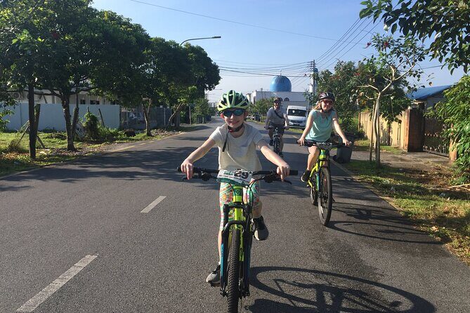 Half-Day Heritage Bike Tour in Kuching - Exploring the Details: What You’ll Experience