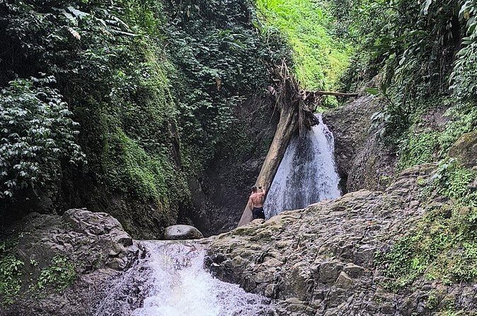 Half-Day Hike to the seven sisters waterfalls - FAQs