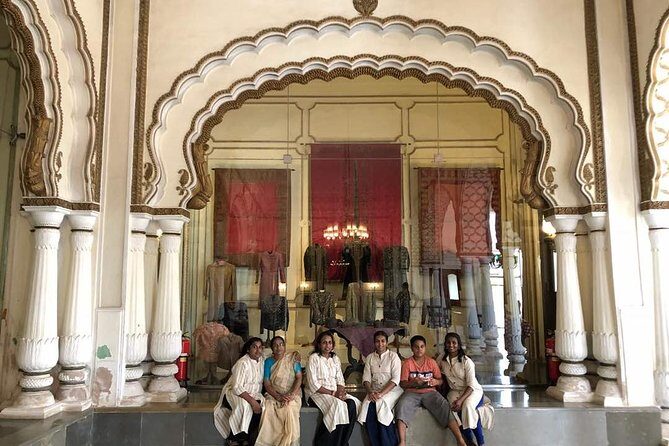 Half day Hyderabad tour about the opulence and splendor of Nizams in private car - Practical Details and Tips