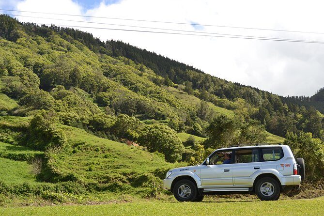 Half-Day Jeep Tour from Ponta Delgada to Sete Cidades - An Authentic Look at the Half-Day Jeep Tour from Ponta Delgada to Sete Cidades