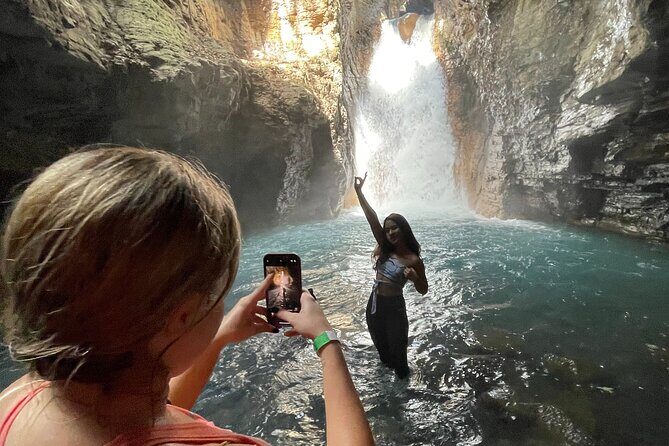 Half-Day La Leona Waterfall Hike with Unimog Ride - FAQ