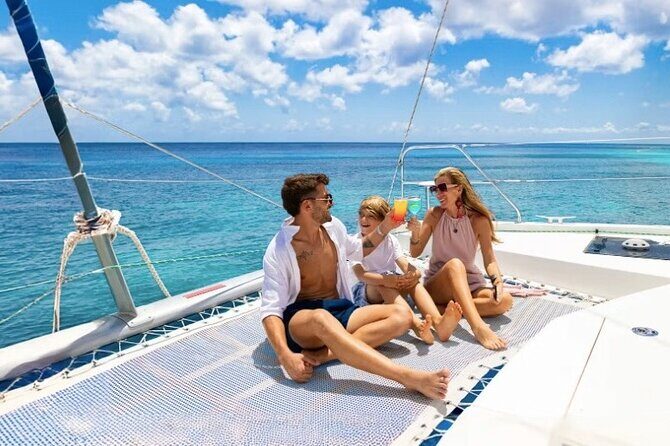 Half-Day Luxury Sailing in Puerto Morelos with Open Bar - Who Should Consider This Tour?