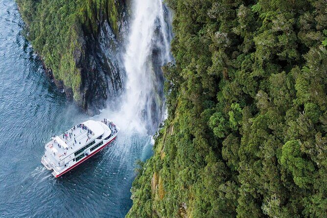 Half-Day Milford Helicopter Flight and Cruise from Queenstown - Exploring the Itinerary in Detail