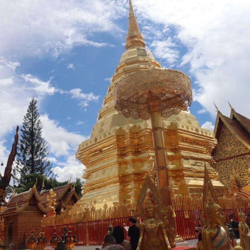 Half Day Morning Wat Pha Lat & Wat Phra That Doi Suthep Tour - An In-Depth Look at the Experience