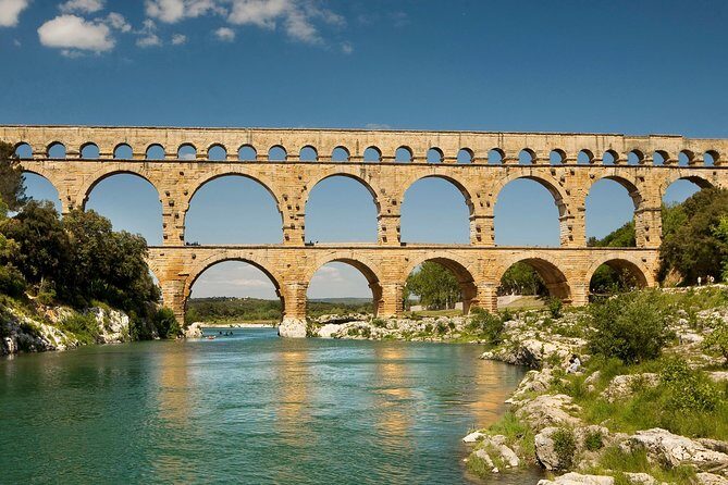 Half Day Pont-du-Gard, Uzès, Nîmes Tour from Avignon - FAQs