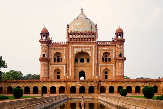 Half-Day Premium Delhi Heritage Cycling Tour - An Illustrious Tryst with time - A Deep Dive into the Heritage and Art of Delhi