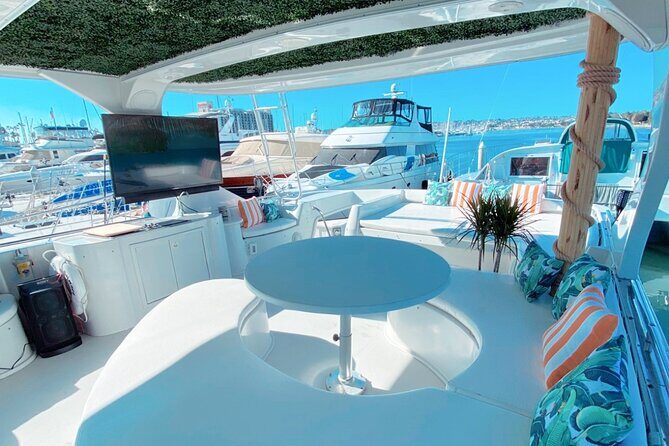 Half-Day Private 62ft Island Boat Tour of San Diego Bay - A Luxurious Half-Day Adventure on San Diego Bay