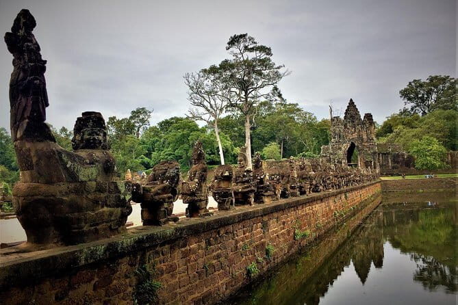 Half Day private Angkor Wat Sunset by Tuk Tuk - Key Points