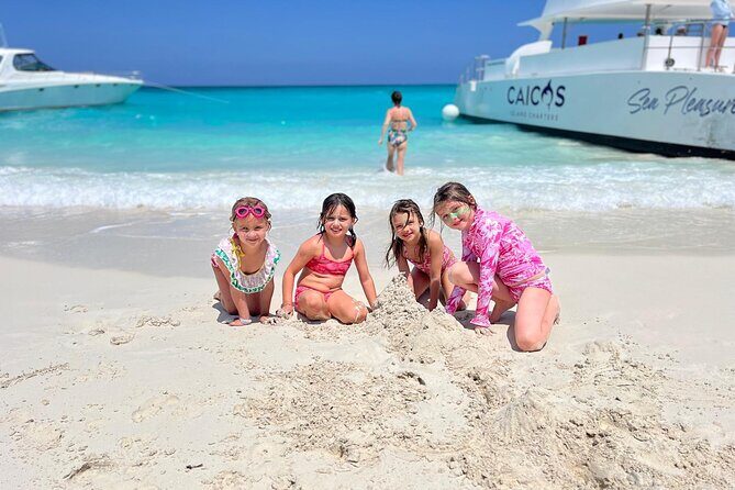 Half Day Private Boat Tour in Caicos Island - Key Points