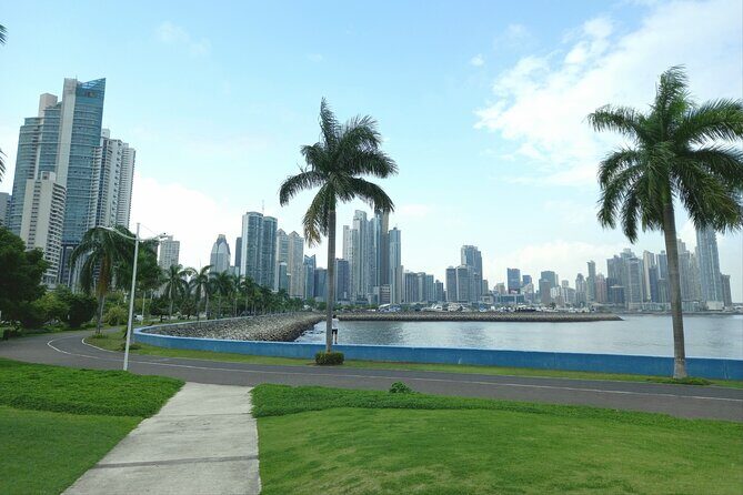 Half-day Private City Tour and Panama Canal - FAQ