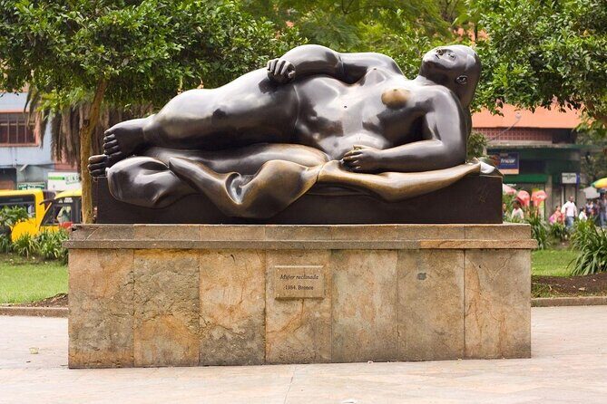 Half Day Private Medellin City Tour with Fernando Botero`s Plaza - Experience the Best of Medellín with a Private 4-Hour Tour