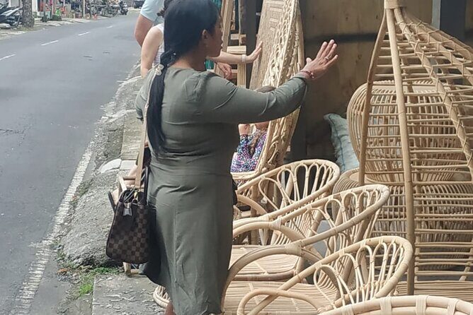 Half-Day Private Personalized Shopping Tour in Ubud - Engaging Overview: A Personalized Balinese Shopping Experience