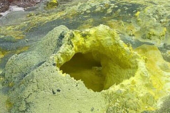 Half-Day Private Tour in Sierra Negra Volcano's Sulfur fumaroles - Key Points