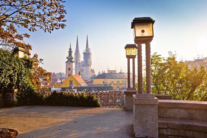 Half Day Private Tour of Old Zagreb - Key Points