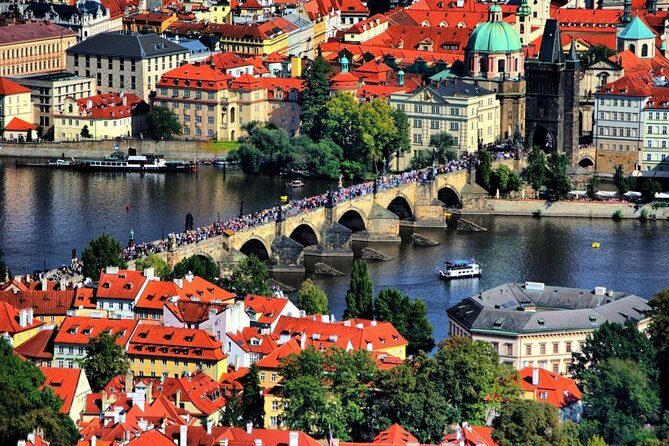 Half-Day Private Tour of Prague + River Cruise by Luxury Mercedes - The Sum Up