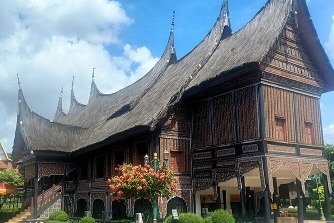 Half-Day Private Tour to Miniature Park in Jakarta Explorer - What We Think About the Experience