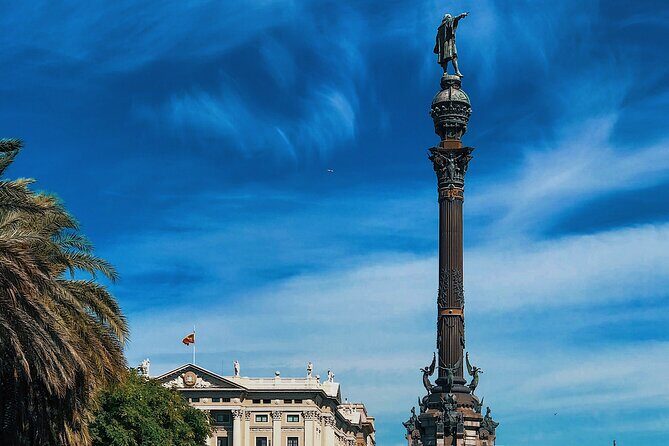 Half-Day Private Walking Tour in Barcelona - Detailed Breakdown of the Itinerary
