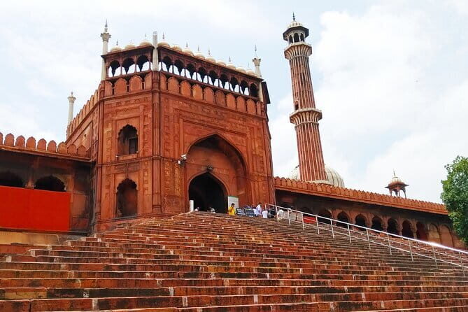 Half-Day Private Walking Tour of Old Delhi - Key Points