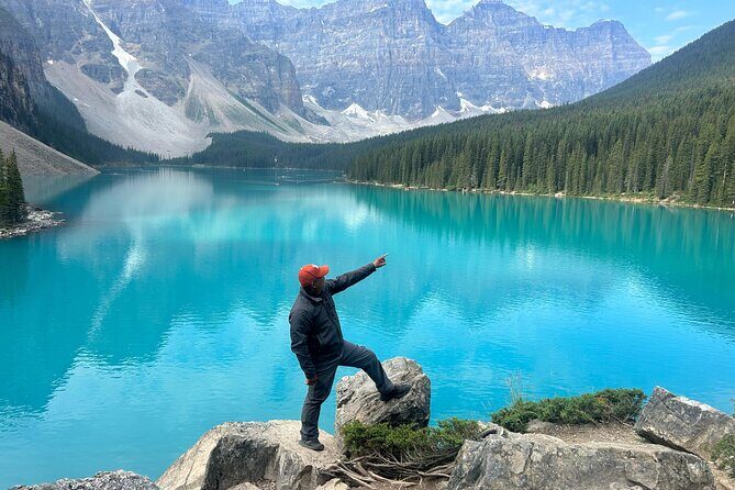 Half Day Shared Adventure to Lake Louise and Moraine Lake - An Honest Look at the Half Day Shared Adventure to Lake Louise and Moraine Lake